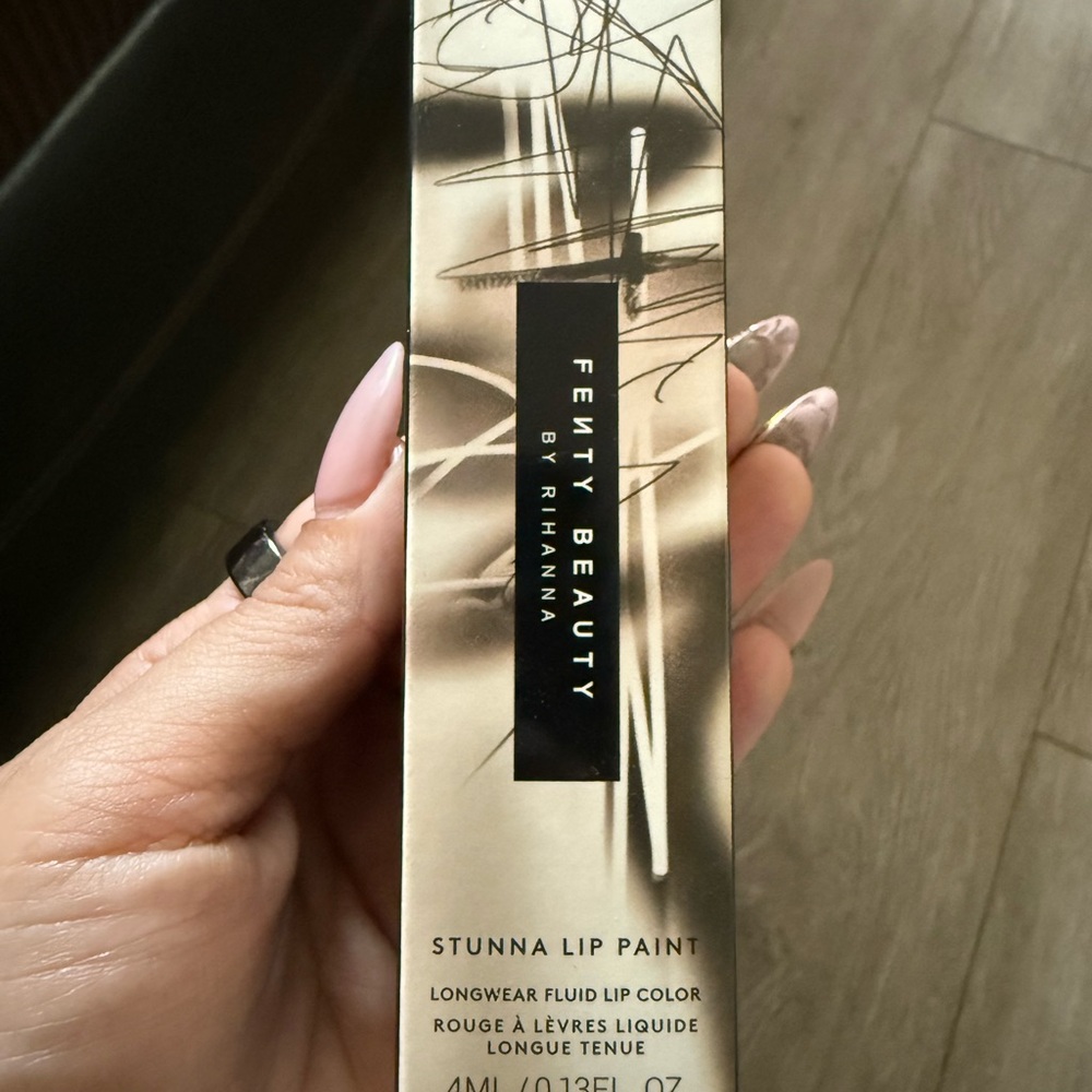 Fenty Beauty Stunna Lip Paint
